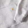 Damen-Hoodie mit «Sawyer Script Logo» auf den Armlingen