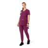 Force Essentials Henley-Umstands-Scrub-Oberteil für Damen