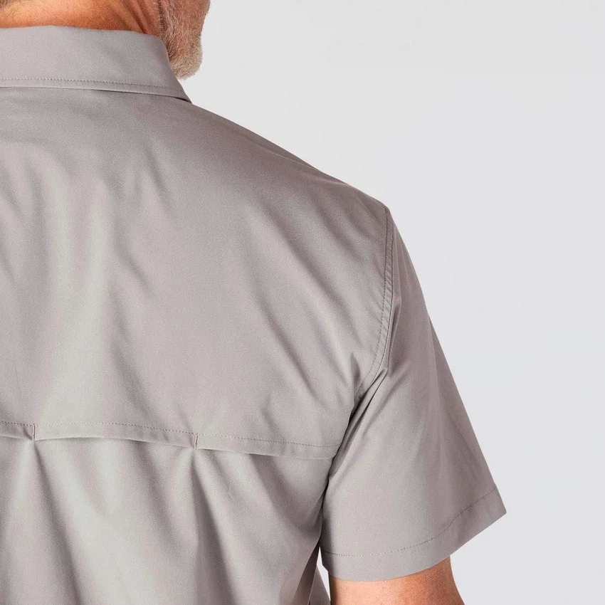 Force Sun Defender™ gewebtes Kurzarmhemd für Herren in lockerer Passform – Sonnenschutz-Hemden