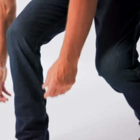 Herren-Arbeitsjeans mit lockerer Bootcut-Passform und «Rugged Flex»-Technologie