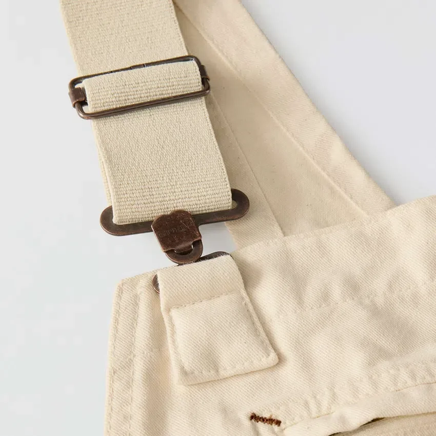 Herren-Latzhose «Crafted Series» mit lockerer Passform aus Drill-Stoff