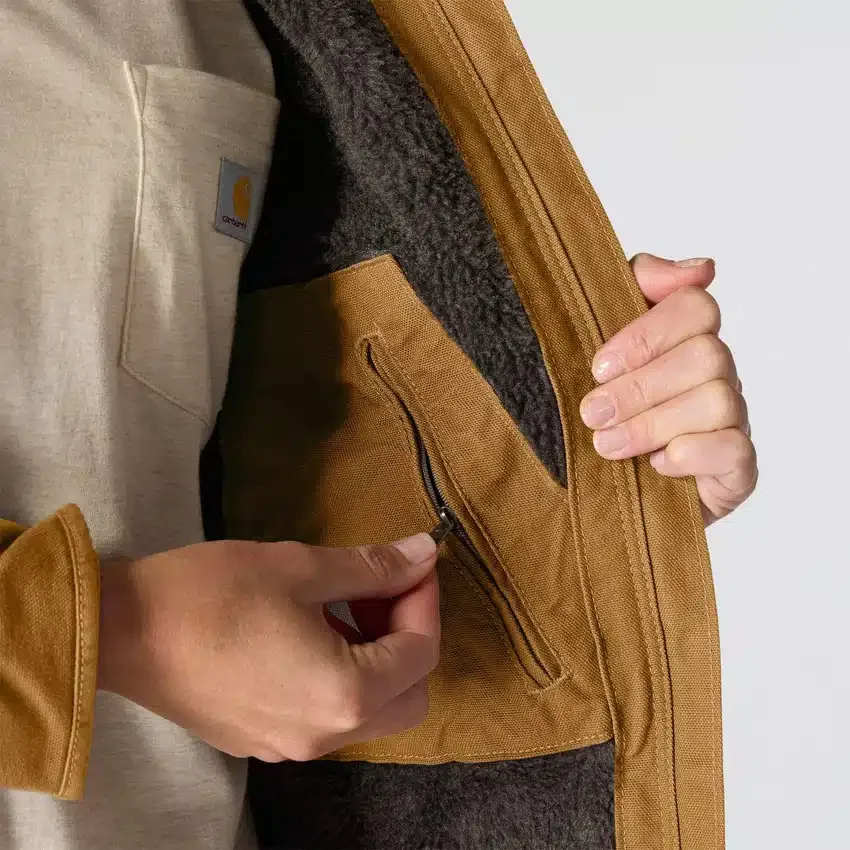 Ikonische Sierra-Jacke für Damen aus gewaschenem Entenstoff mit Sherpa-Futter