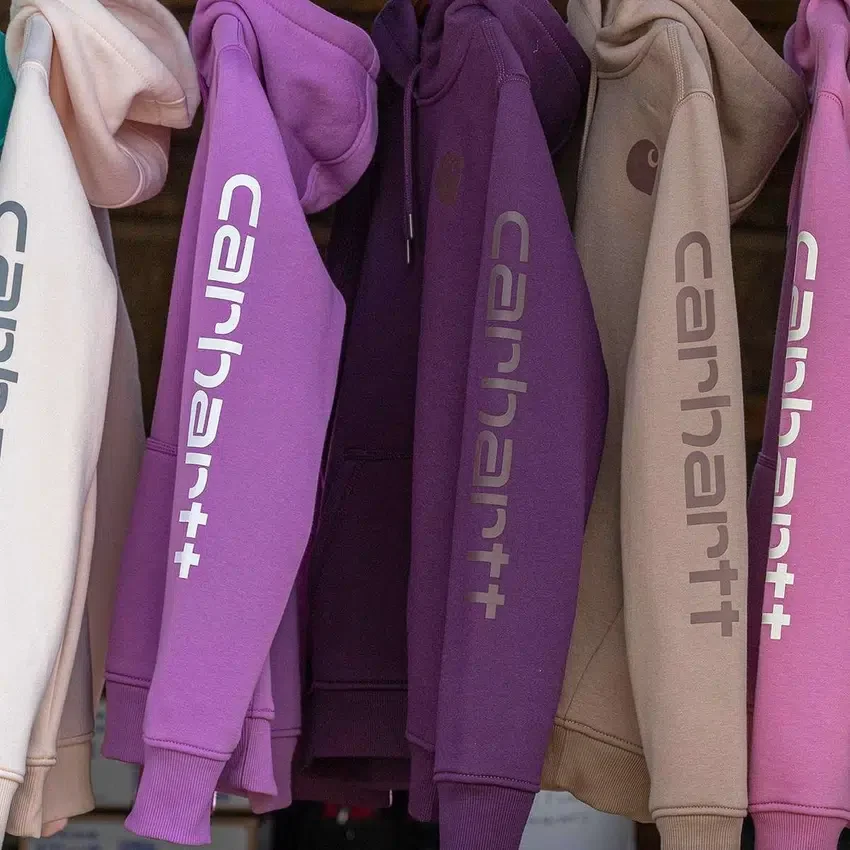 Ikonischer Clarksburg-Hoodie für Damen mit lockerem Schnitt, Fleecefutter und Logo
