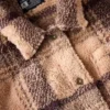 Locker sitzende karierte Fleecejacke für Damen