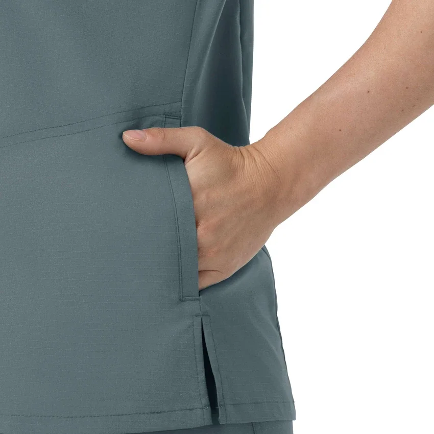 Rugged Flex Fld V-Ausschnitt-Operationsbluse für Damen