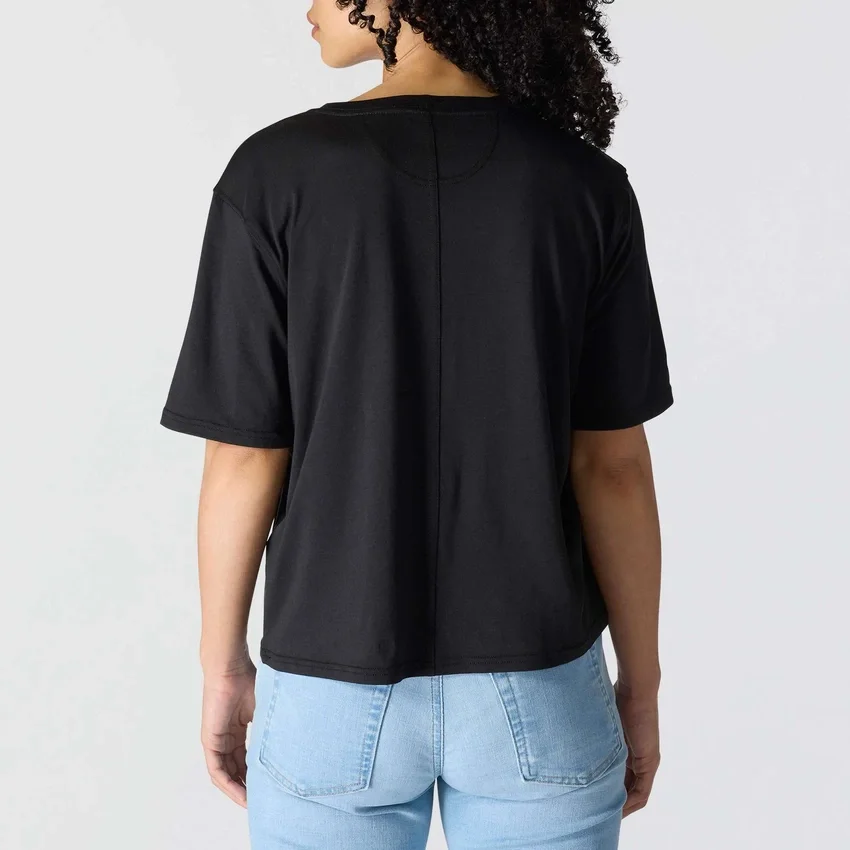 Tencel-Hemd für Damen, locker sitzend, leicht, mit Rundhalsausschnitt und Tasche
