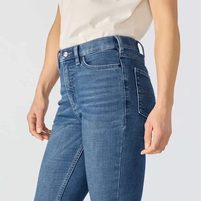Tiller High-Rise Bootcut-Jeans für Damen