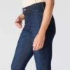 Tiller High-Rise Bootcut-Jeans für Damen