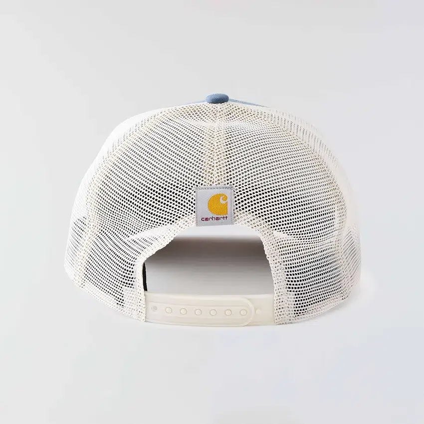 Trucker-Cap aus Canvas mit Mesh-Rückseite und Country-Grafik